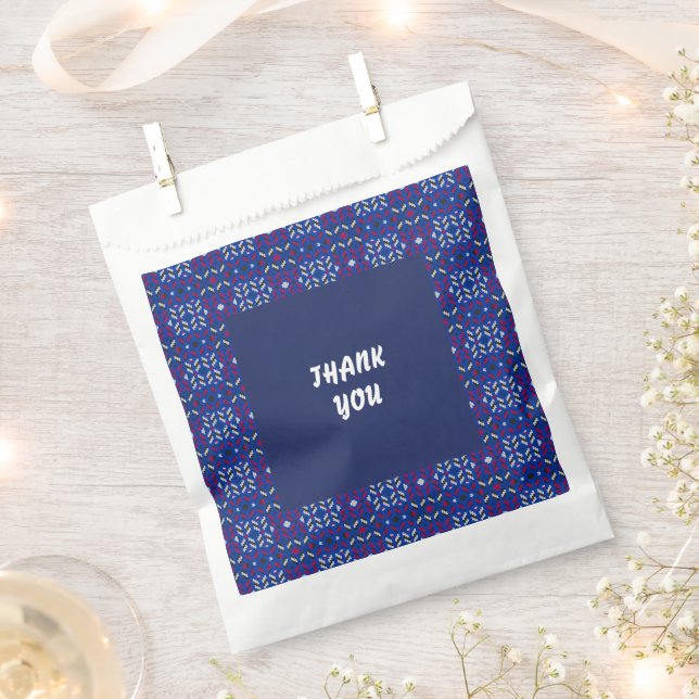Bolsa De Papel Patrón geométrico tradicional de píxeles en azul p (Cortado)