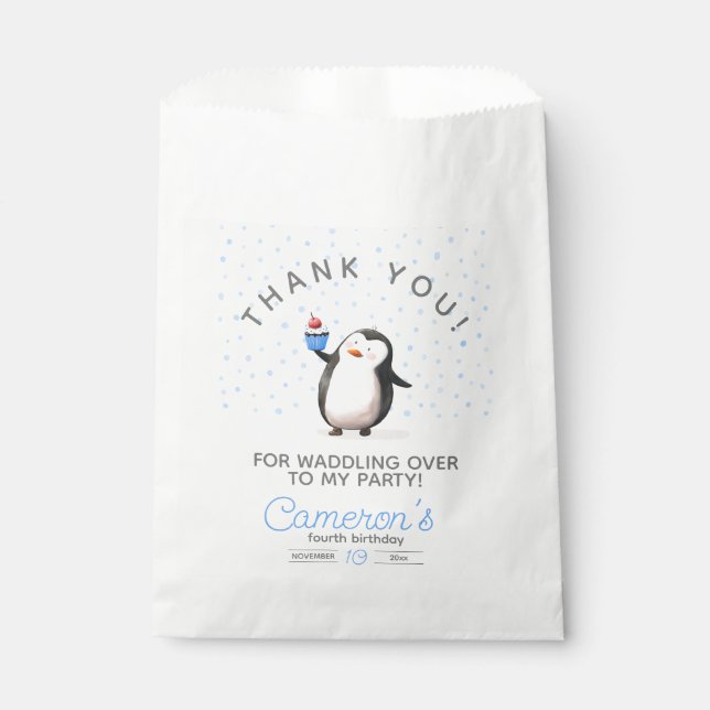 Bolsa De Papel Pingüino de guarnición azul celebración del cumple (Anverso)