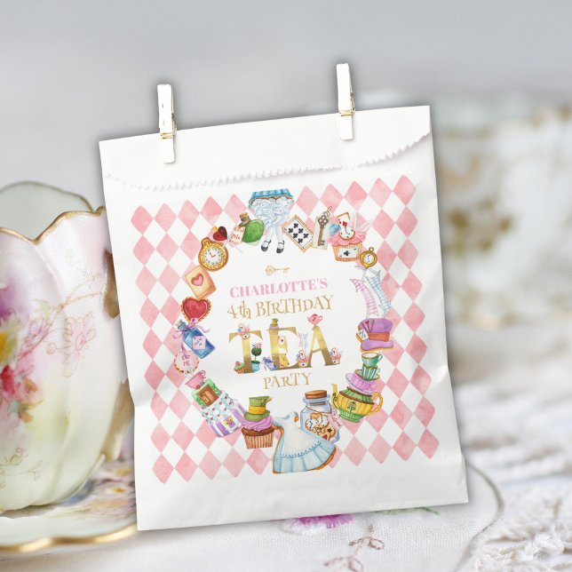 Bolsa De Papel Pink Alice in Wonderland 4th Birthday   (Subido por el creador)