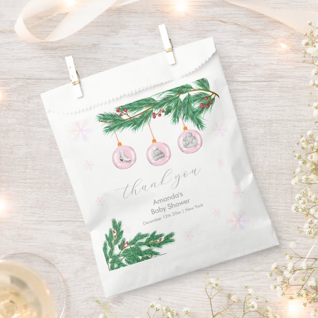 Bolsa De Papel Pink Winter Clothes Ornaments Baby Shower Welcome  (Cortado)