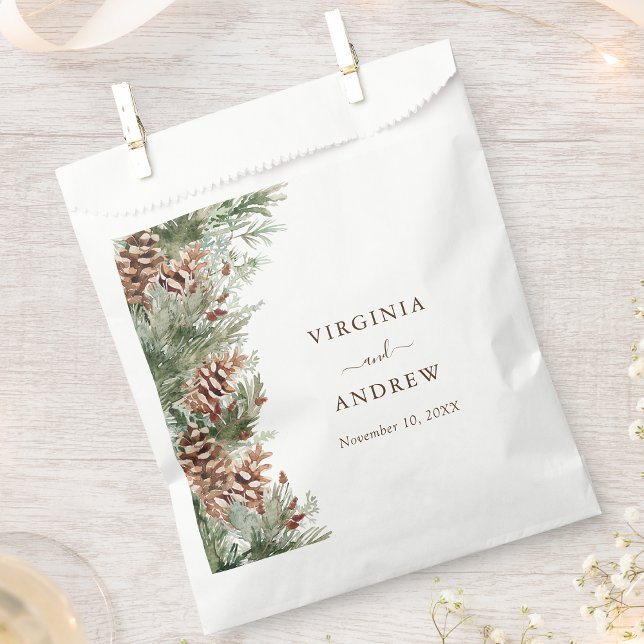 Bolsa De Papel Pino elegante (Elegant Watercolor Pine Forest Favor Bag by Painted Paperie)