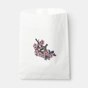 Bolsa De Papel Pollo en una rama de cerezo floreciente