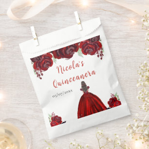 Bolsa De Papel Princesa de Cabello Marrón Quinceañera Floral Roja