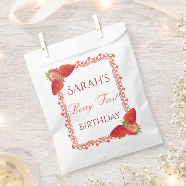 Bolsa De Papel Red Lace Berry First Birthday  (Cortado)