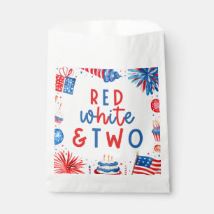 Bolsa De Papel Rojo, Blanco y Dos Fiestas del 2 de julio