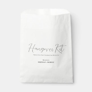 Bolsa De Papel Ropa negra Simple Script Hangover Recovery Kit