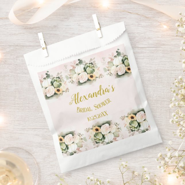 Bolsa De Papel Rosas Blancas Caen Calabazas (Cortado)