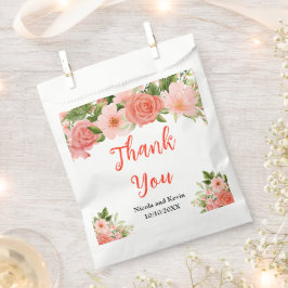 Bolsa De Papel Rosas rojas coral con follaje