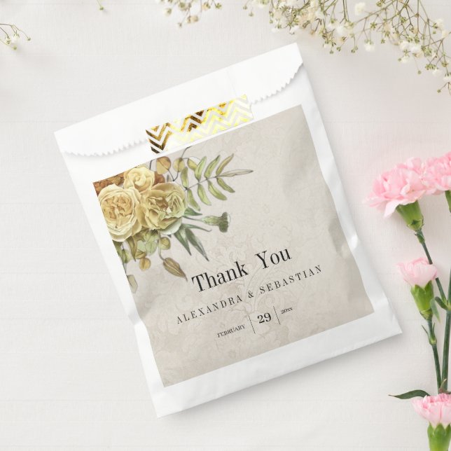 Bolsa De Papel Rosas rusos de oro en una boda Damask (Sellado)