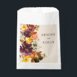 Bolsa De Papel Rustic Marsala Naranja quemado caída Wreath<br><div class="desc">Elementos: florales de caída vibrante contra un fondo de melocotón pálido. Fuentes serif clásicas. Colores: marsala,  naranja,  siena quemada,  ciruela,  verde,  melocotón. Temas: rústico,  otoño,  otoño,  boho,  bohemio,  campo,  cosecha. Colección: Colección de Bodas de Wreath de la Rustic Marsala Quemada Naranja Fall. Tipo de producto: Bolsa favorita</div>