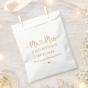 Bolsa De Papel Sr. y Sra. Gold Heart Script Boda personalizado