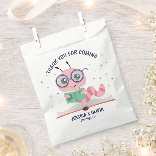 Bolsa De Papel Tema del gusano de biblioteca rosado (Cortado)