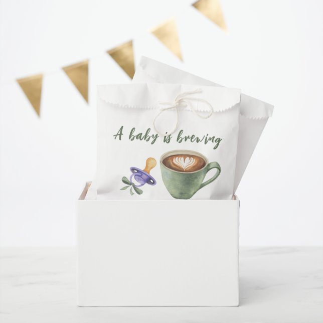 Bolsa De Papel Un bebé está preparando chupete de café para regal (Fiesta)