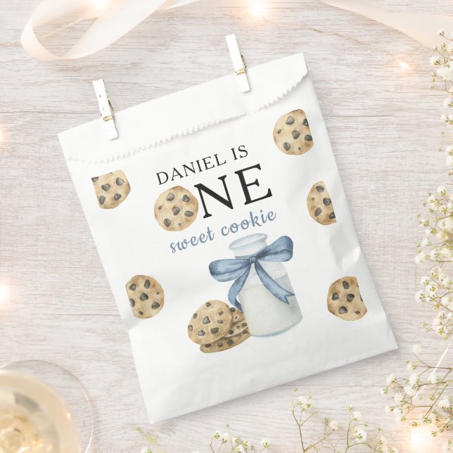 Bolsa De Papel Un Dulce Cookie y Leche Cumpleaños Primero   (Cortado)