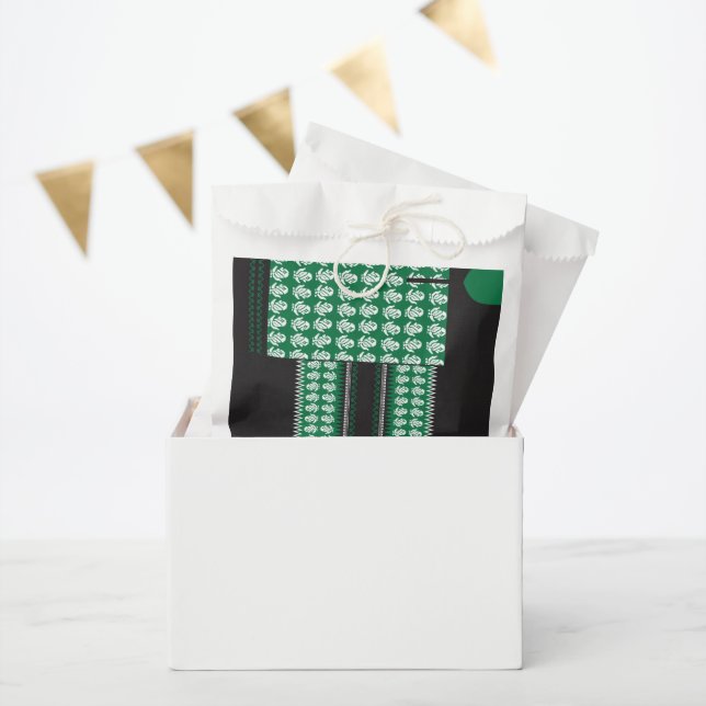 Bolsa De Papel un patrón verde y negro con un árbol en el medio (Fiesta)