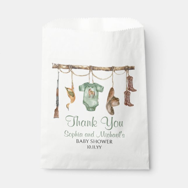 Bolsa De Papel Un Pequeño Cazador Está En Camino De Baby Shower (Anverso)