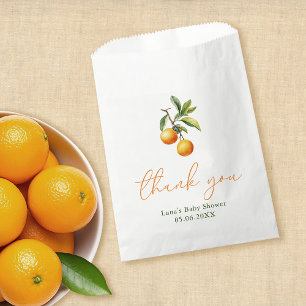Bolsa De Papel Un Pequeño Testigo Está En Camino Naranja Baby Sho