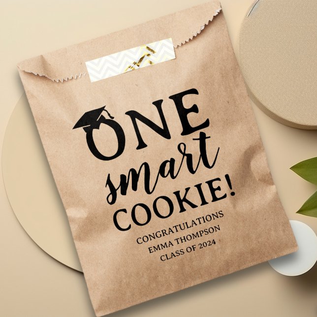 Bolsa De Papel Una Clase De Cookie Inteligente De Graduación 2024 (Subido por el creador)