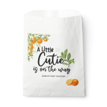 Una pequeña corbata está en camino Naranja Baby Sh