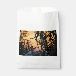 Bolsa De Papel Vegetación al atardecer