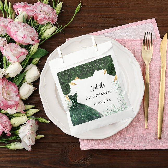 Bolsa De Papel Vestido verde esmeralda quinceanera (Subido por el creador)