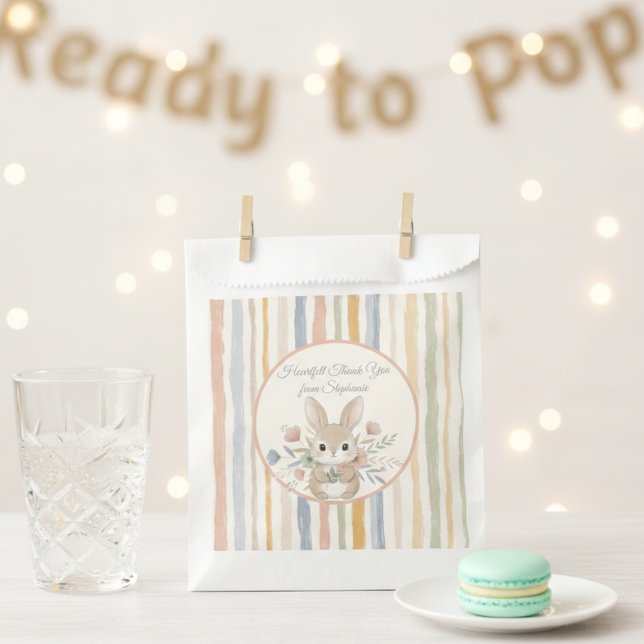 Bolsa De Papel Whimsical Rabbit Pastel Guest Gift Bag (Baby shower guest favor bag)
