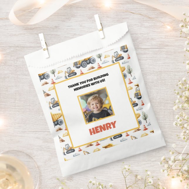 Bolsa De Papel Yellow Construction Trucks Boy Birthday Thank You  (Cortado)
