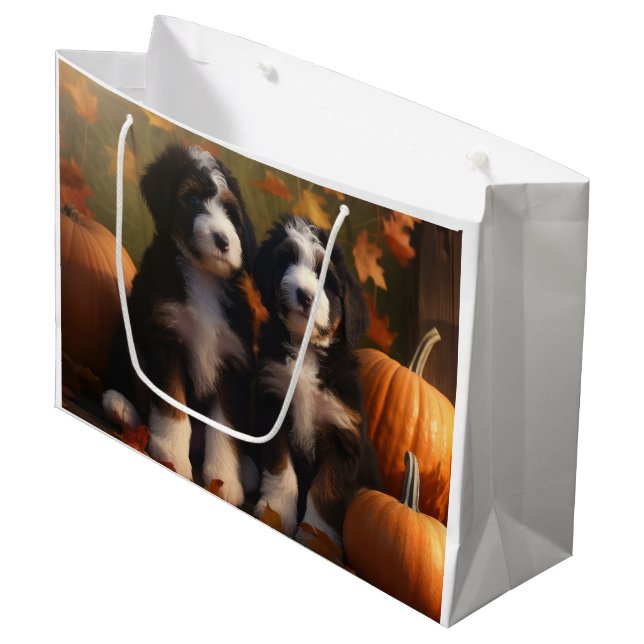 Bolsa De Regalo Grande Bernedoodle Puppy Autumn Delight Pumpkin (Angulo Anverso)