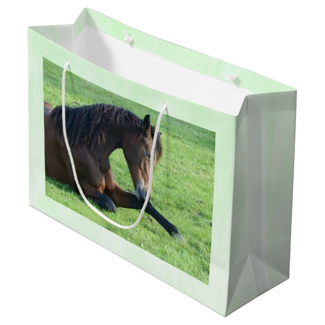 Bolsa De Regalo Grande Caballo marrón bonito en la hierba (Angulo Anverso)