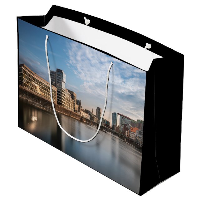 Bolsa De Regalo Grande Dusseldorf Alemania (Angulo reverso)