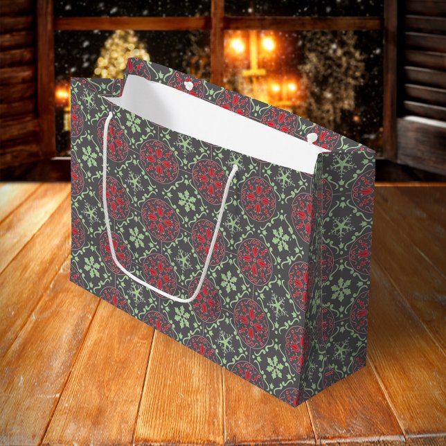 Bolsa De Regalo Grande Elegante gris invierno nórdico moda copo de nieve (Red and green snowflake pattern grey gift bag.)