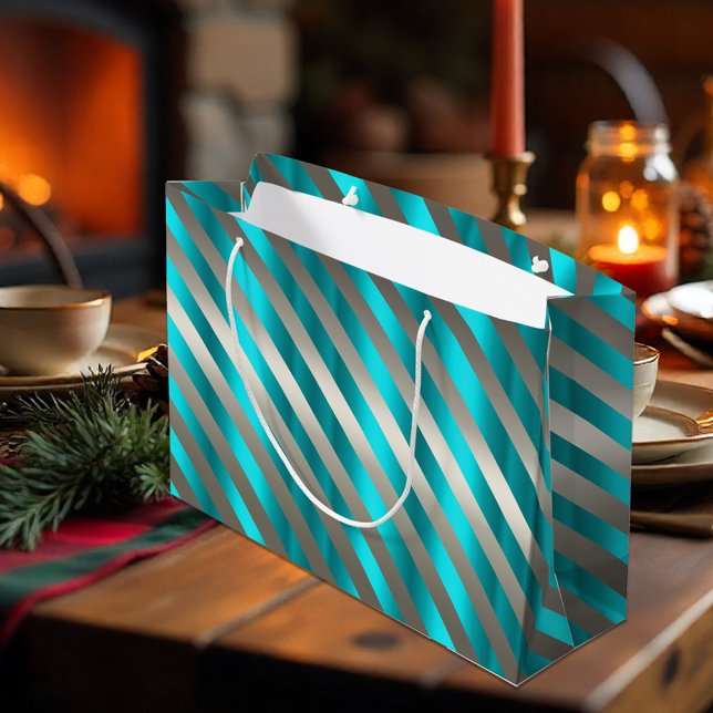 Bolsa De Regalo Grande Navidades modernos con rayas plateadas Aqua (Silver Striped Aqua Modern Christmas Gift Bag by the Olde Christmas Shoppe)