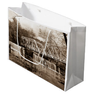 Bolsa De Regalo Grande Presa Del Río Finley Sepia