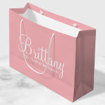Bolsa De Regalo Grande Propuesta moderna de la dama de honor personalizad<br><div class="desc">Bolsa de regalo de la propuesta de la dama de honor personalizada que incluye el nombre de la dama de honor en blanco estilo de letra de escritura moderno con el título en blanco moderno sans serif estilo de fuente sobre fondo rosa de color rosa. También perfecto para criada de...</div>