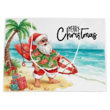 Santa Claus Navidad en Julio en la playa surfista