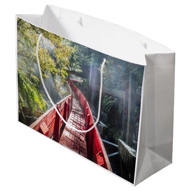 Bolsa De Regalo Grande Sunshine en Termas Geometría, Conaripe, Chile (Angulo reverso)