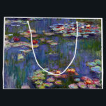 Bolsa De Regalo Grande Water Lily Pond, Monet<br><div class="desc">Oscar-Claude Monet (14 de noviembre de 1840 a 5 de diciembre de 1926) fue un pintor francés, fundador de la pintura impresionista francesa y el profesional más consistente y prolífico de la filosofía del movimiento de expresar las propias percepciones ante la naturaleza, especialmente en lo que se refiere a la...</div>