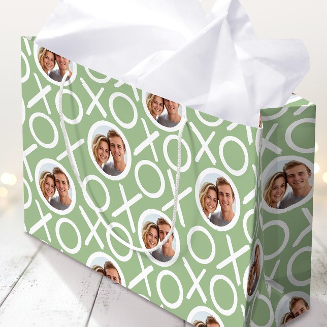 Bolsa De Regalo Grande XOXO Hugs & Kisses 2 Custom Photo Green Modern (Subido por el creador)