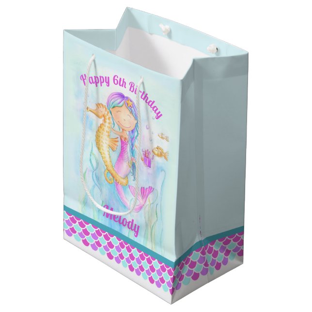 Bolsa De Regalo Mediana 6.ª sirena de cumpleaños y personalizado de arte d (Angulo Anverso)