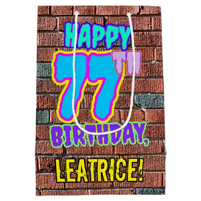 Bolsa De Regalo Mediana 77 Aniversario: Diversión, graffiti urbano inspira (Reverso)