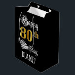 Bolsa De Regalo Mediana 80th Birthday ~ Fancy Script; Faux Gold Look; Name<br><div class="desc">Este lujoso y opulento diseño de bolsos de regalo con la temática del cumpleaños incluye el mensaje "Feliz cumpleaños número 80", y un nombre editable para el destinatario. Parte del mensaje está en un texto ornamentado de estilo de escritura, el gran número "80th" presenta un patrón de aspecto falso/imitación de...</div>