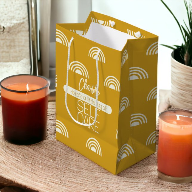 Bolsa De Regalo Mediana Autocuidado personalizado (Personalized Self Care Medium Gift Bag from Ricaso. Add pampering content for friends or family)