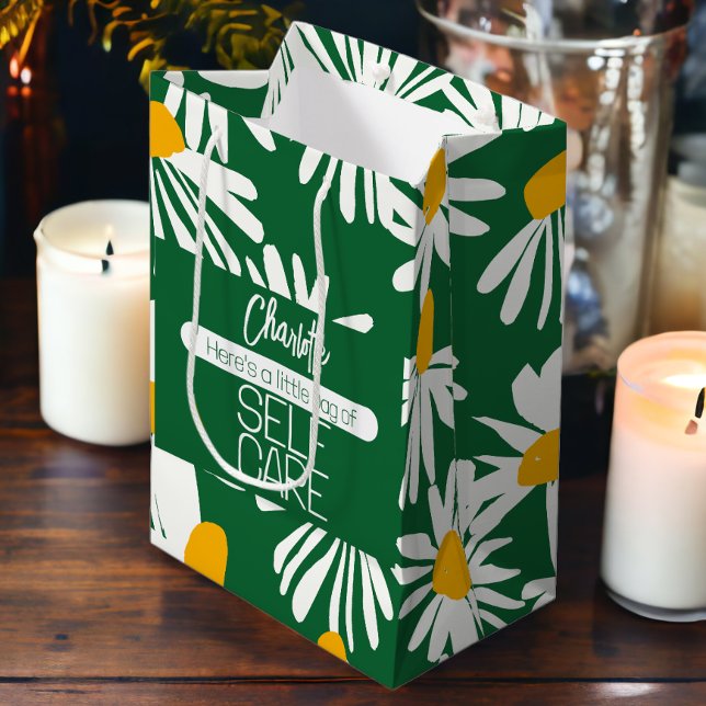 Bolsa De Regalo Mediana Autocuidado personalizado (Personalized Self Care Medium Gift Bag from Ricaso. Add pampering content for friends or family)