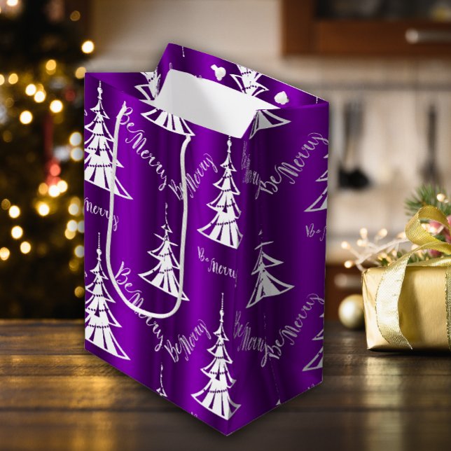Bolsa De Regalo Mediana Be Merry White Christmas Trees Purple (Subido por el creador)