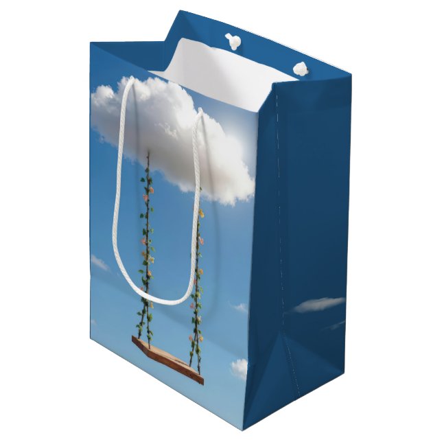 Bolsa De Regalo Mediana Birthday Swing Hanging From a Cumulus Cloud (Angulo Anverso)