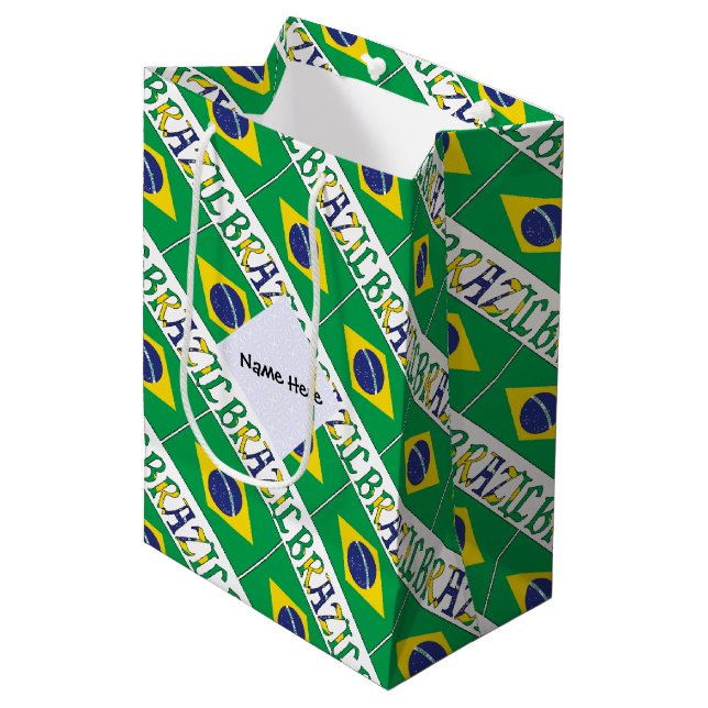 Bolsa De Regalo Mediana Brasil y la bandera brasileña cubierta con tu nomb (Angulo Anverso)