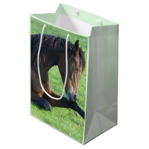 Bolsa De Regalo Mediana Caballo marrón bonito en la hierba