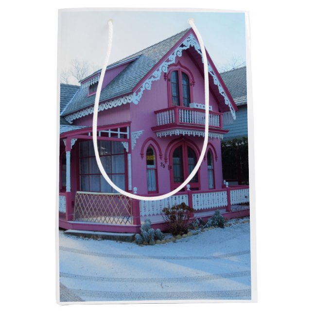 Bolsa De Regalo Mediana Casa rosa en la nieve - Viñetería de Martha (Anverso)