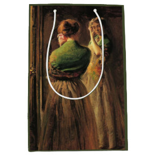 Bolsa De Regalo Mediana Chica con un Shawl Verde (por Joseph DeCamp)