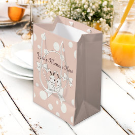 Bolsa De Regalo Mediana Cinta rosa pastel y blanca y adorable conejo gemel